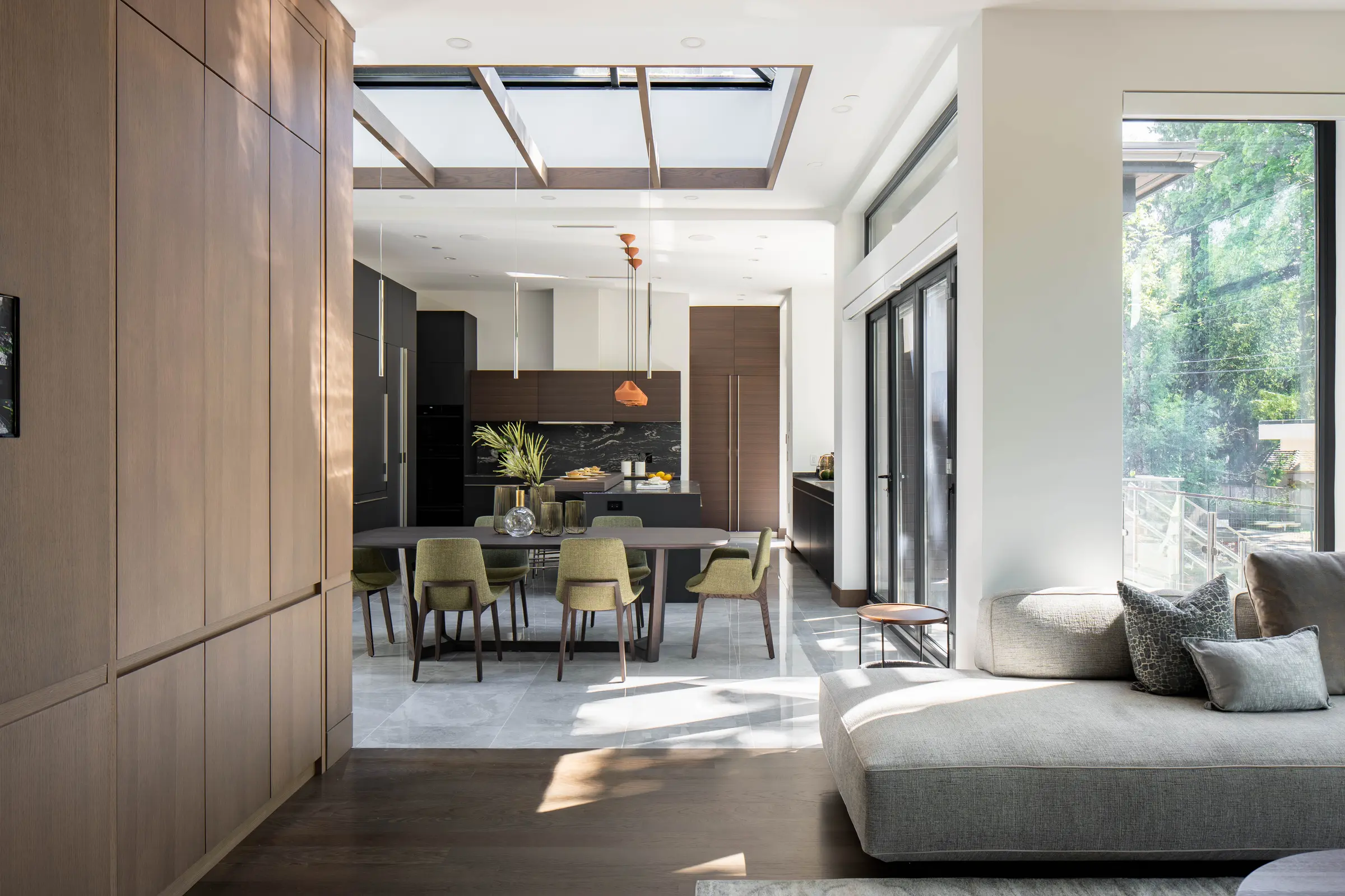 Vancouver West Residence — image 13
