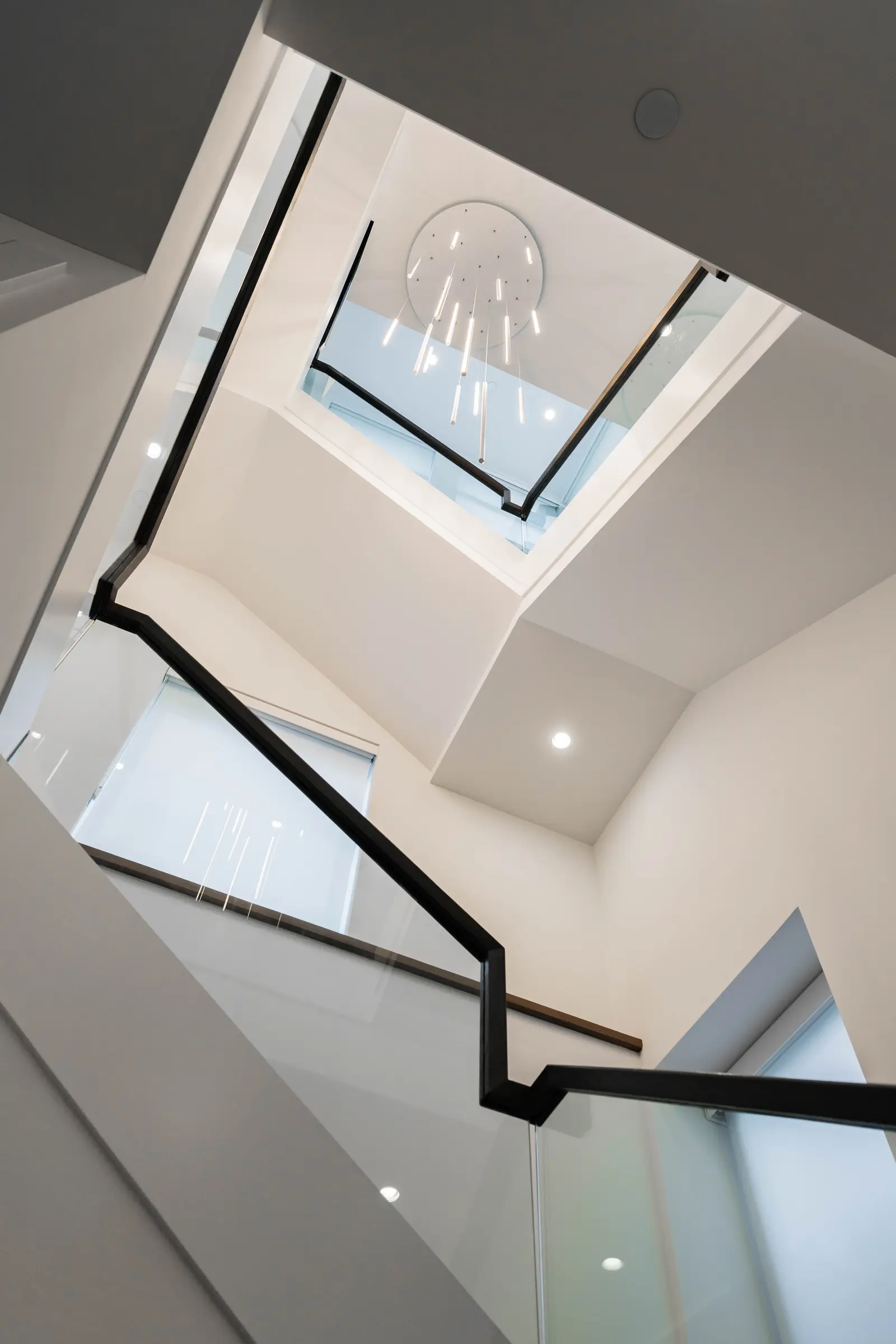 Vancouver West Residence — image 19