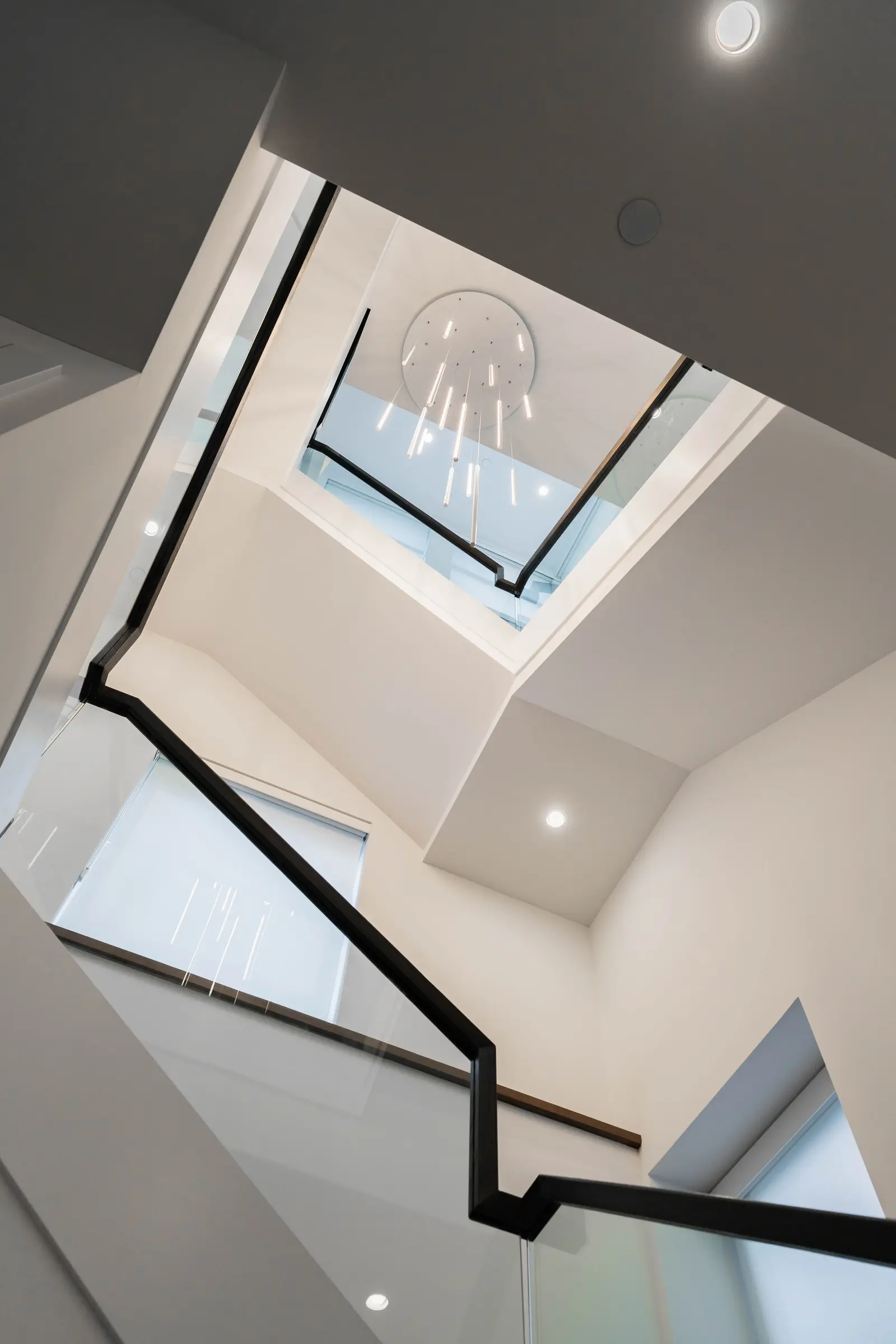 Vancouver West Residence — image 36