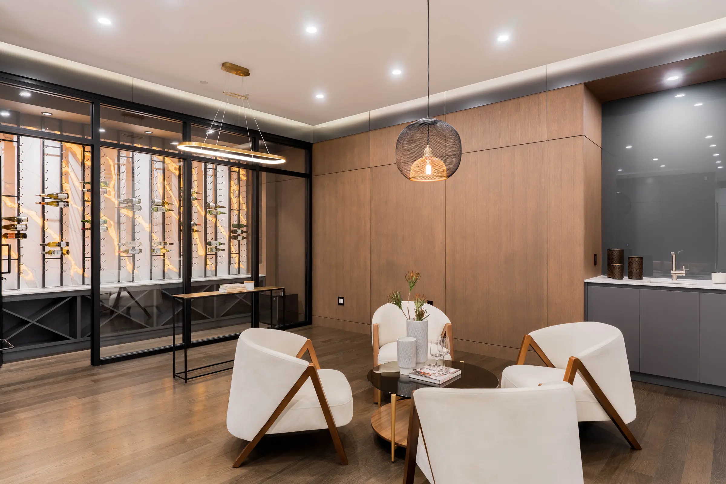Vancouver West Residence — image 39