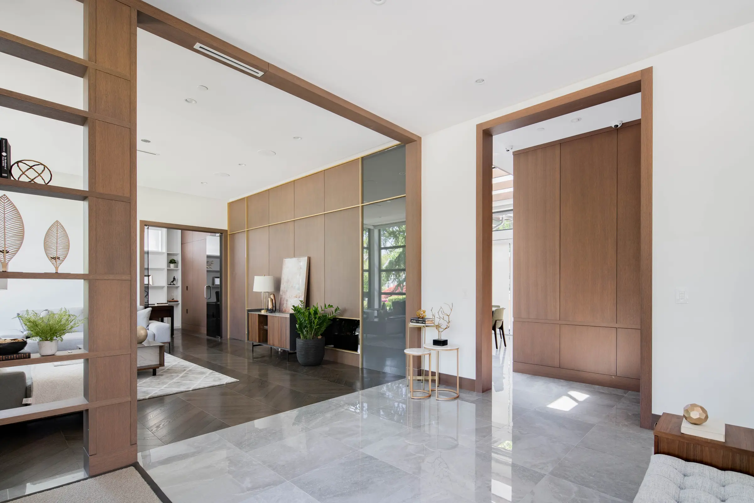 Vancouver West Residence — image 64