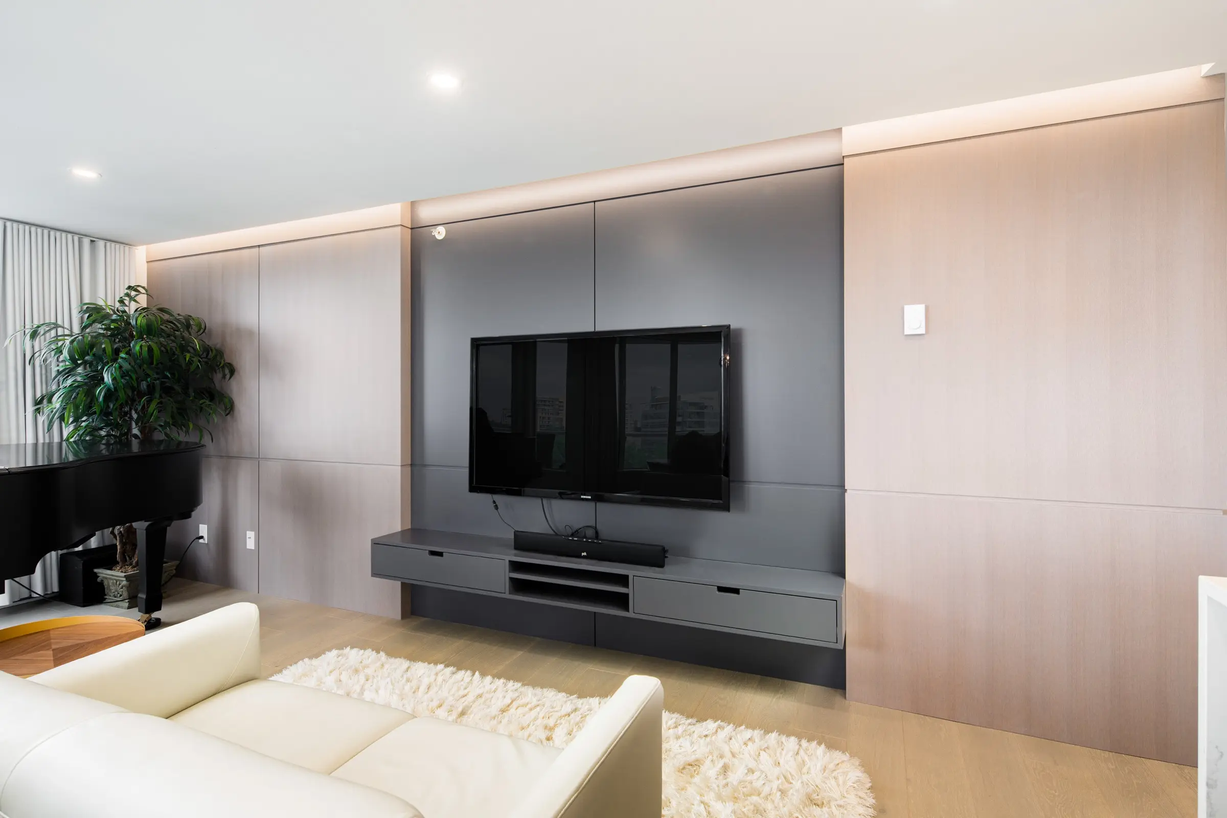 Metro Vancouver Residence 02 — image 2