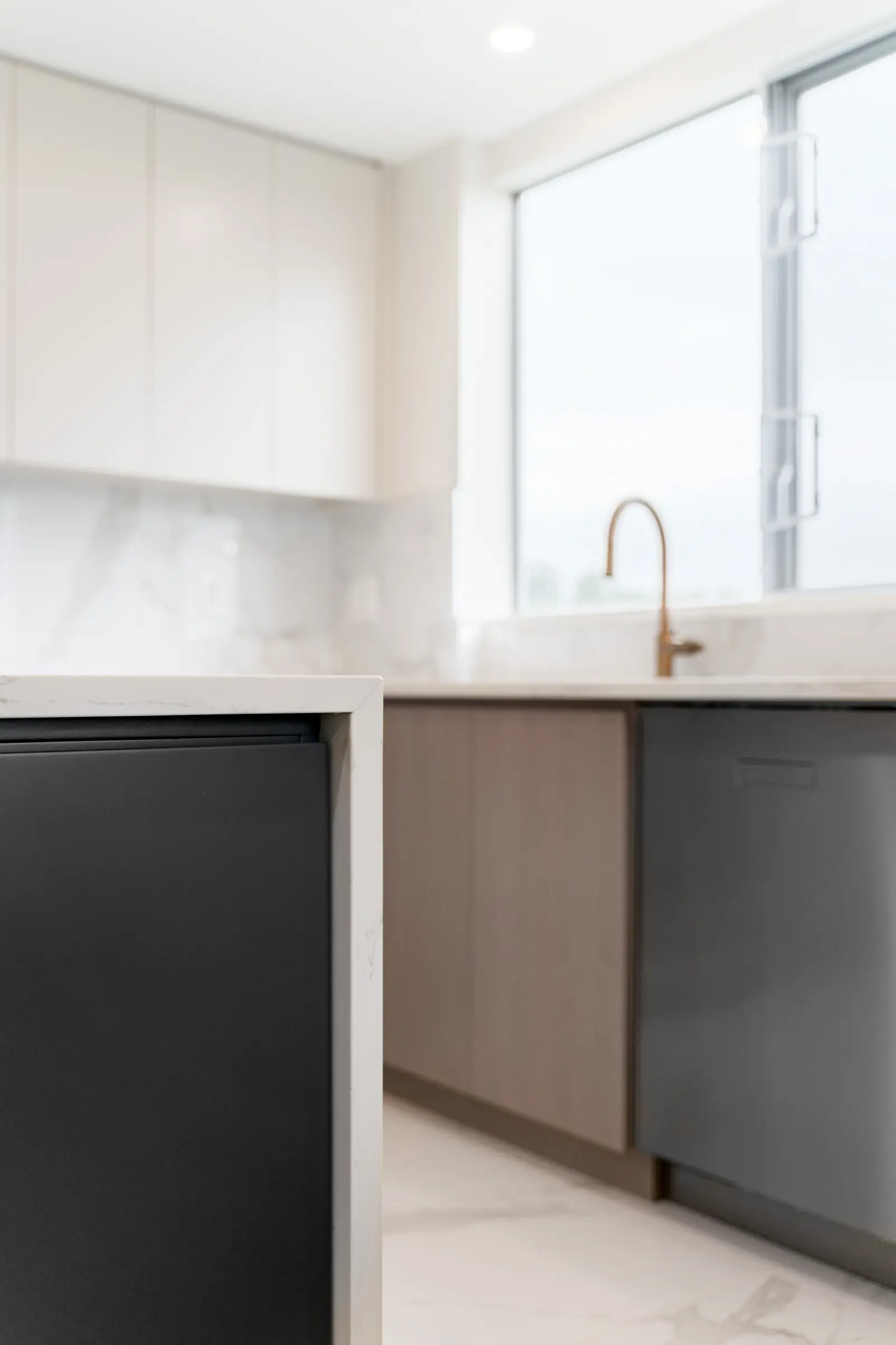 Metro Vancouver Residence 02 — image 6