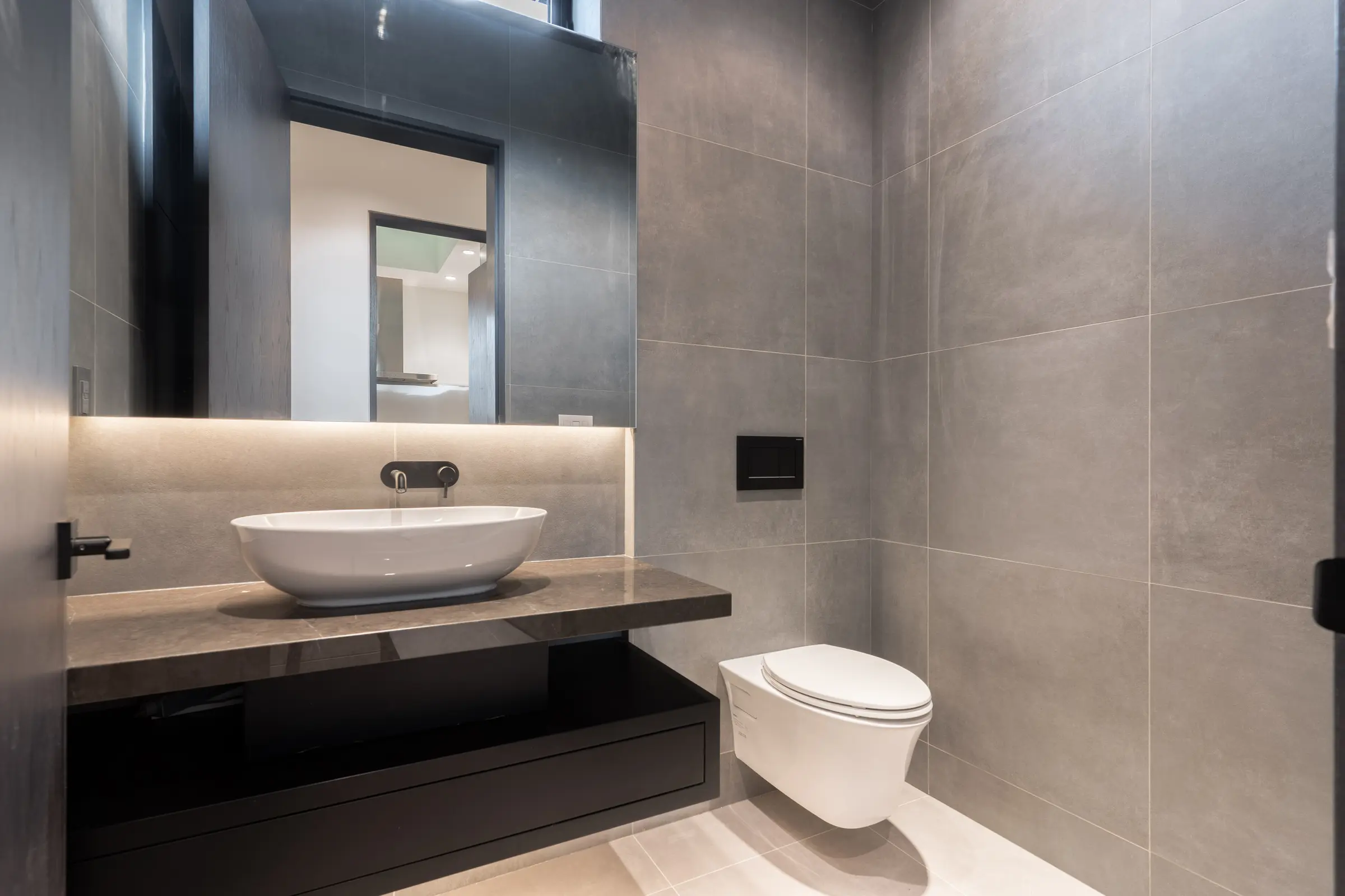 Richmond Residence — image 21