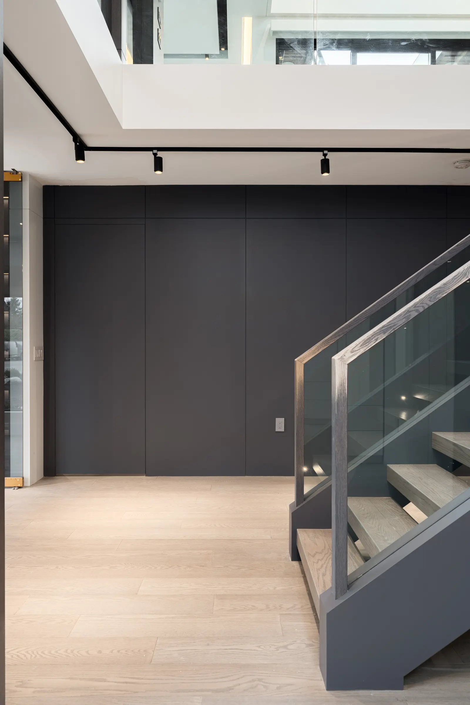 Richmond Residence — image 23