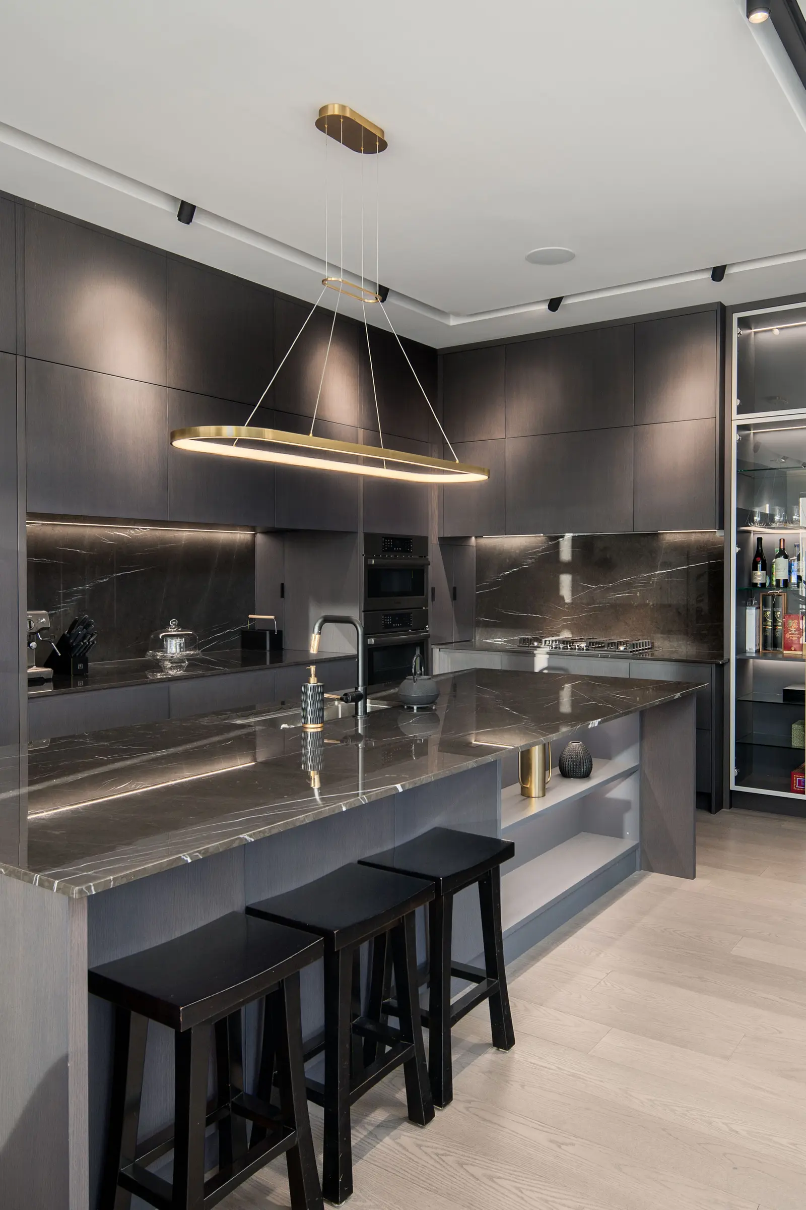 Richmond Residence — image 33