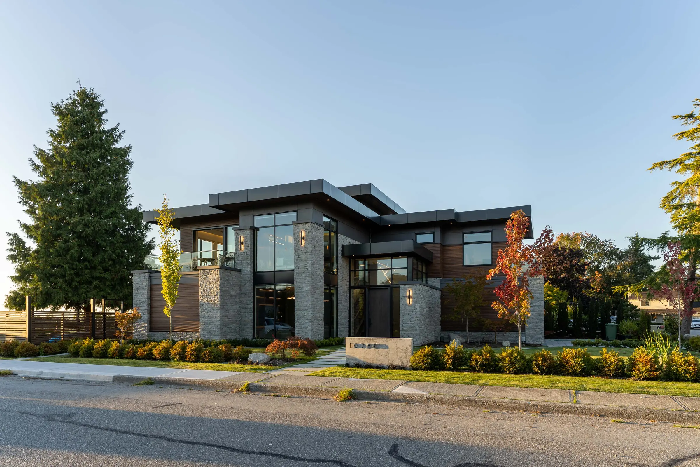 Richmond Residence — image 45