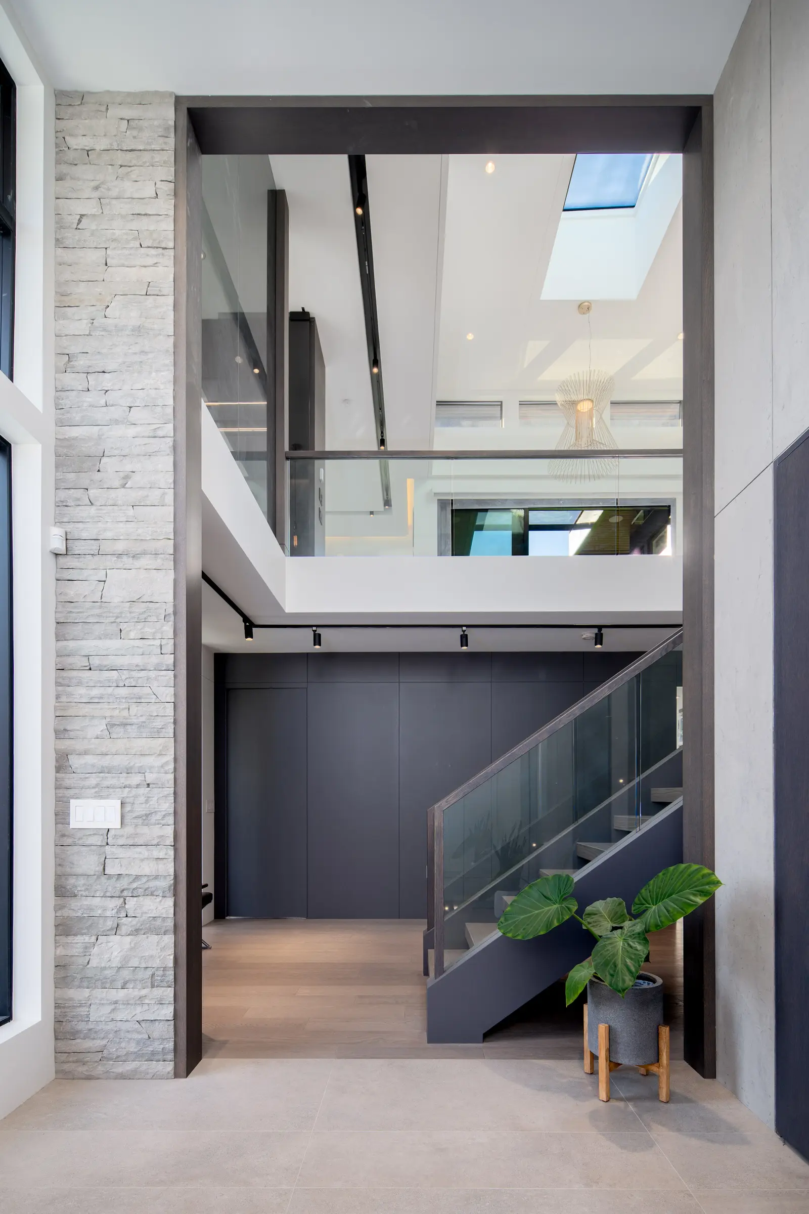 Richmond Residence — image 62