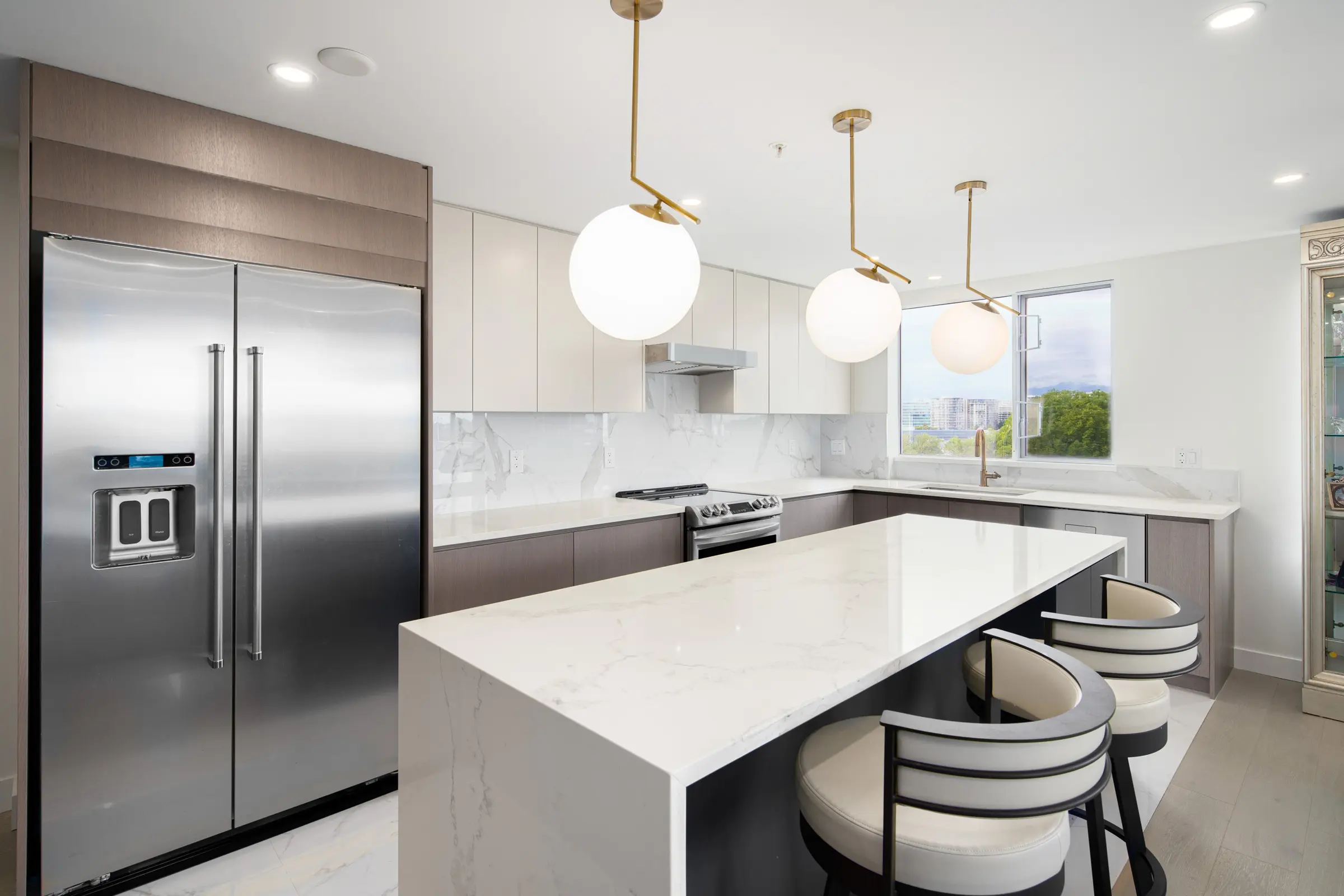 Richmond Apartment Renovation — image 9